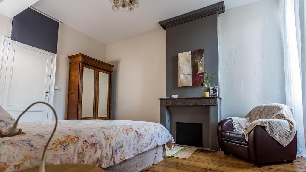 Chambres D'Hotes Le Relais Des Remparts Rions エクステリア 写真