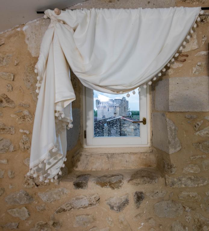 Chambres D'Hotes Le Relais Des Remparts Rions エクステリア 写真