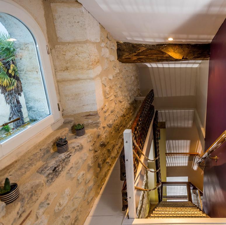 Chambres D'Hotes Le Relais Des Remparts Rions エクステリア 写真