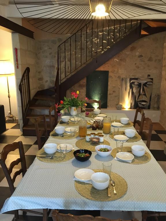 Chambres D'Hotes Le Relais Des Remparts Rions エクステリア 写真